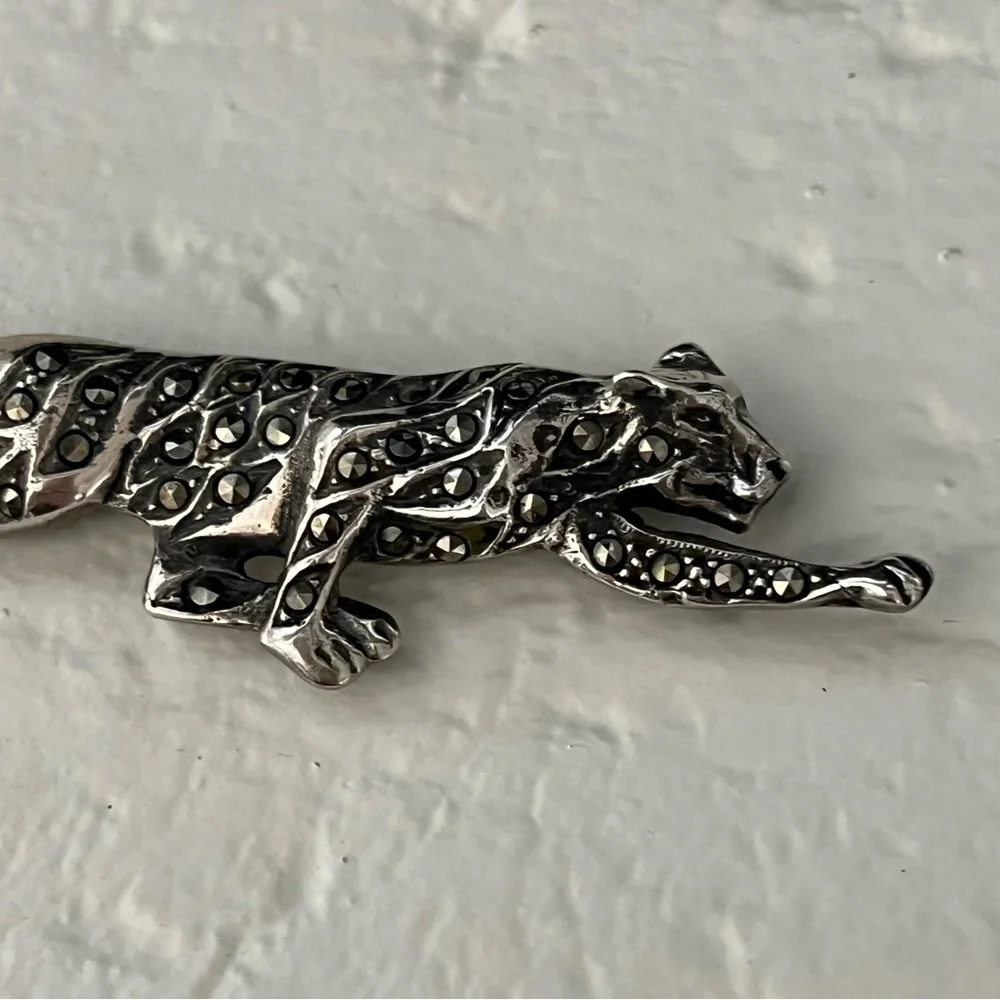 925 PANTHER LEOPARD EXQUISITE Marcasite Sterling Silver Signed Brooch Pin Gift - Picture 4 of 17